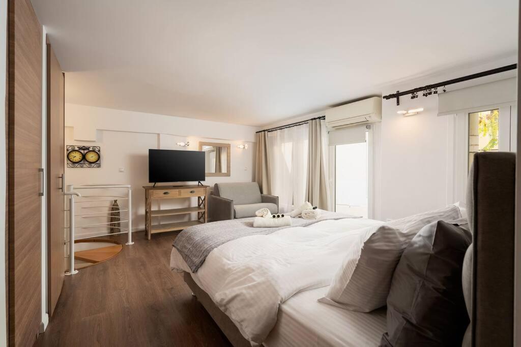 Modern Two Level Apartment In The Heart Of Αθήνα Εξωτερικό φωτογραφία